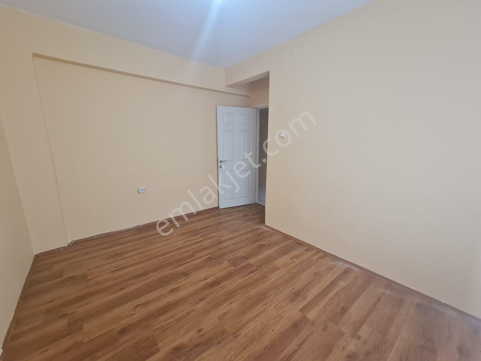 Arel'den Batıkent Site İçi Merkezi Isıtma Ara Kat Geniş Bakımlı 2+1 - Görsel 10