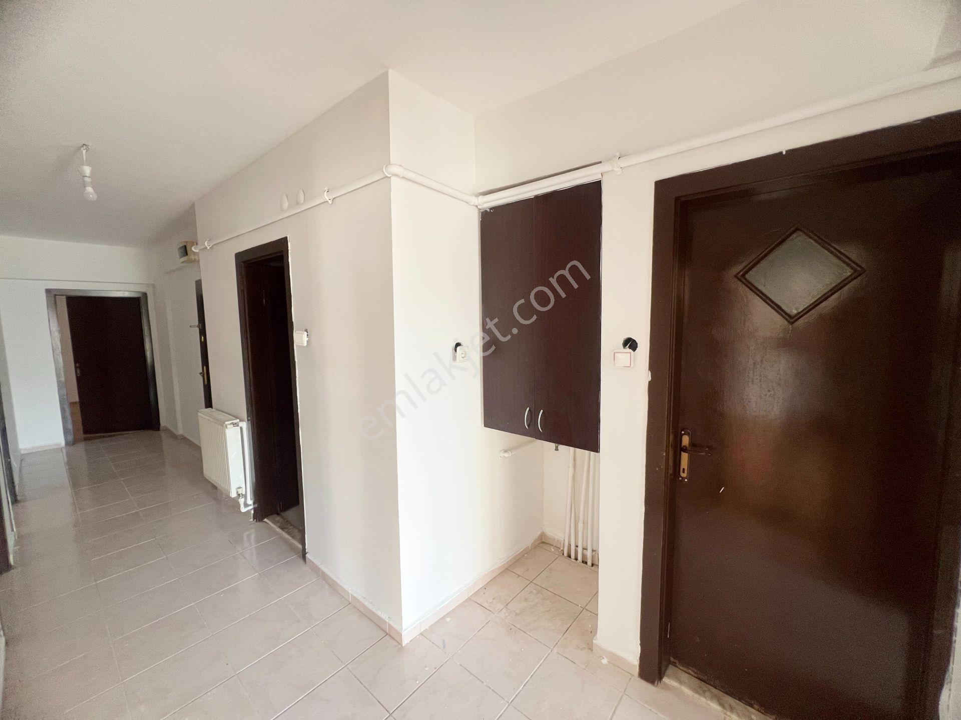 Cihandan Keçiören İncirli Mah Barış Yolu Yakını Kiralık 3+1 Daire - Görsel 16