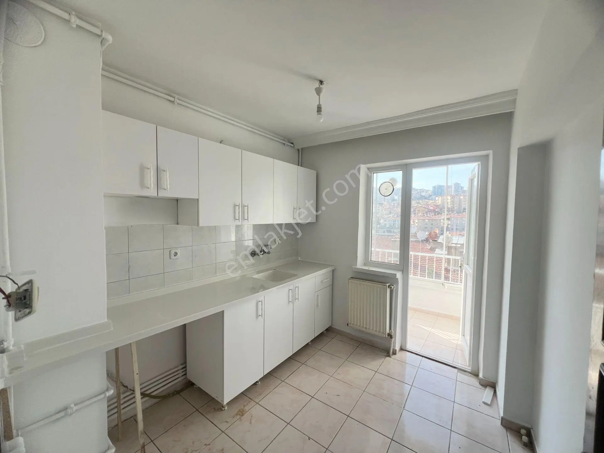 Cihandan Keçiören İncirli Mah Barış Yolu Yakını Kiralık 3+1 Daire - Görsel 2