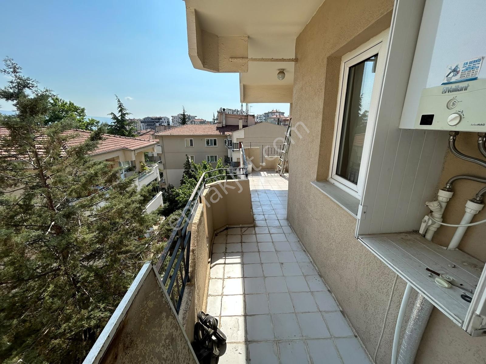 Beşevler Mahallesinde 2+1 Eşyalı Daire - Görsel 10