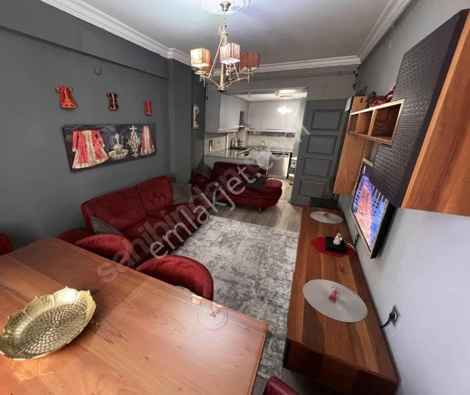 Akalından Karantina Sahil Yakını 3+1 Satılık Daire