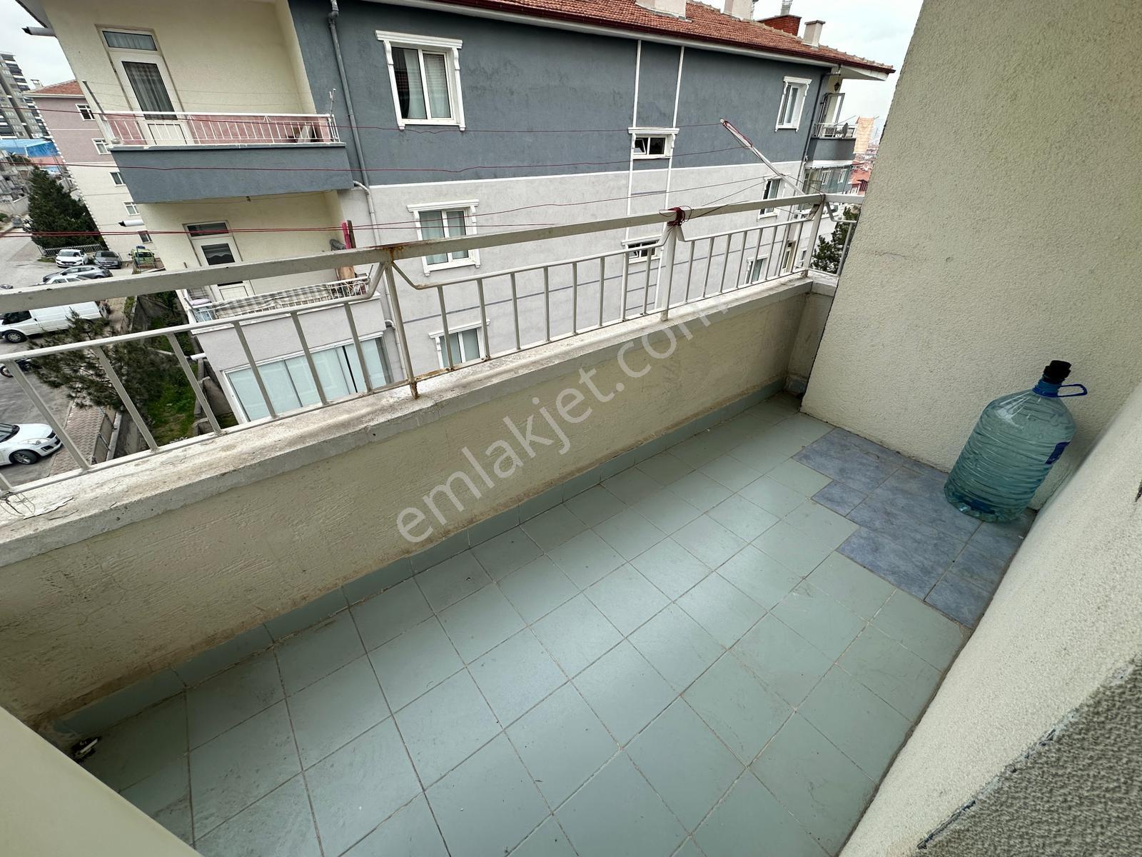 Bk Gayrimenkulden Osmanlı Mah. Katta Kiralık Daire - Görsel 12