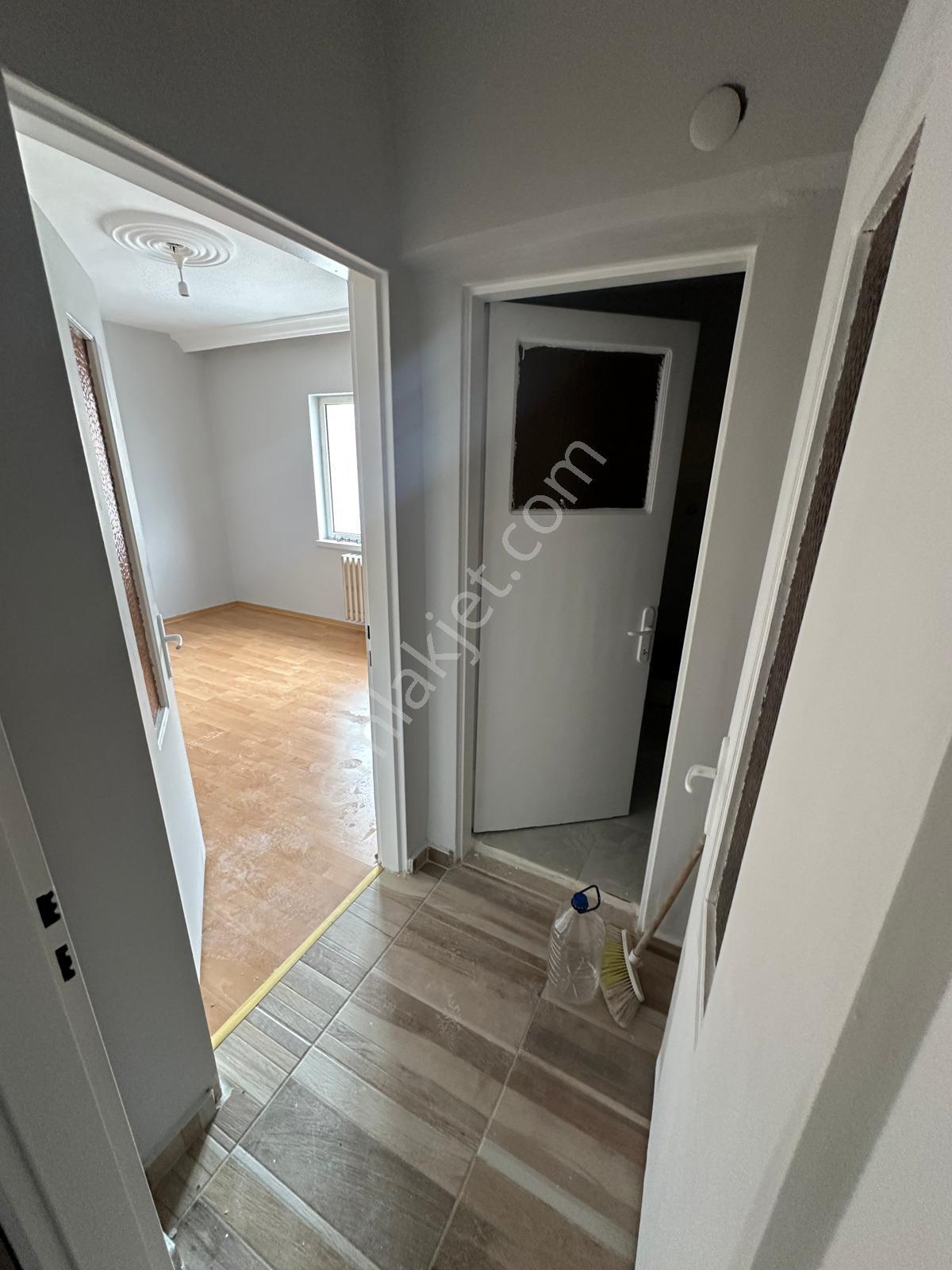 Bk Gayrimenkulden Osmanlı Mah. Katta Kiralık Daire - Görsel 18