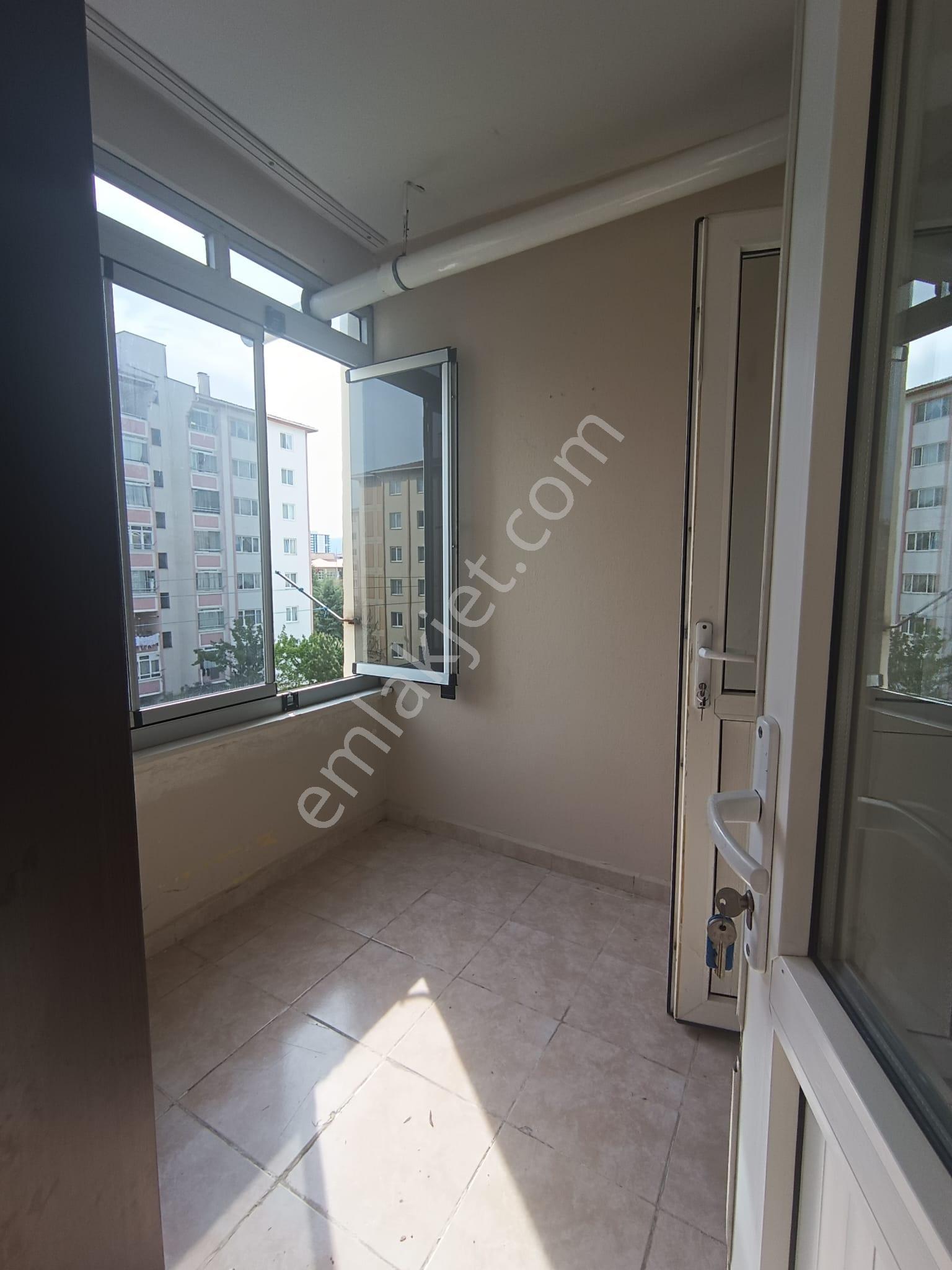 Yenikent 29 Ekim Mah. İlksan Toki Konutlarında 3+1 Kiralık Daire - Görsel 12