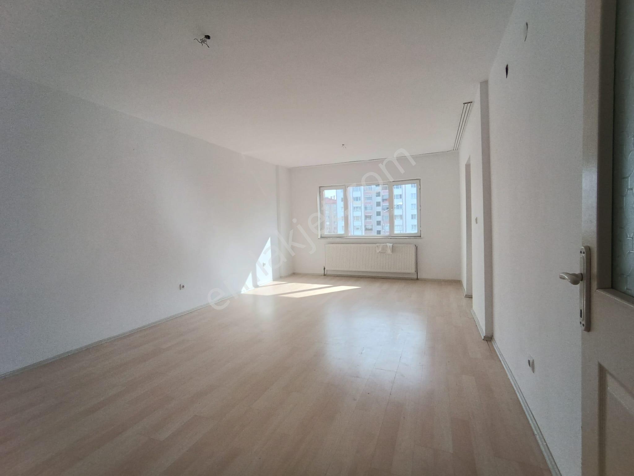 Yenikent 29 Ekim Mah. İlksan Toki Konutlarında 3+1 Kiralık Daire - Görsel 8