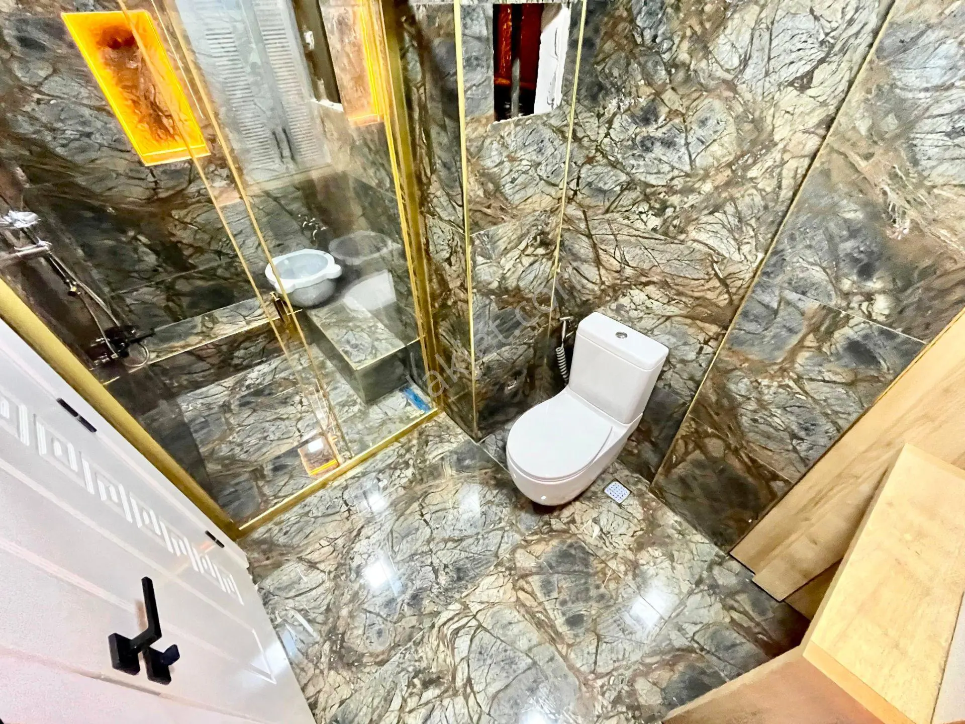 ▓yüksel'den Akçay'da Denize 75m Öncephe Şık Tasarım Lux 2+1daire - Görsel 2