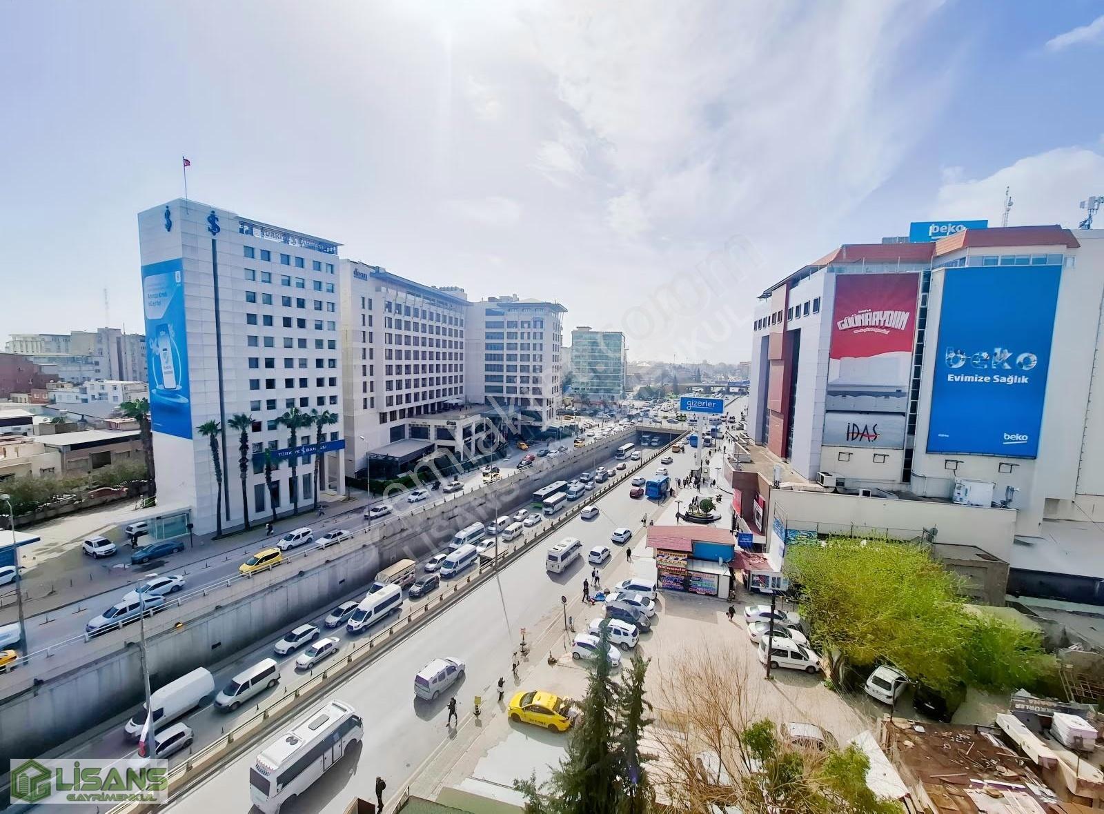 Çarşı Merkezde Bulvar Üzerinde Gizerler Ve Akbank Civarı Geniş - Görsel 29