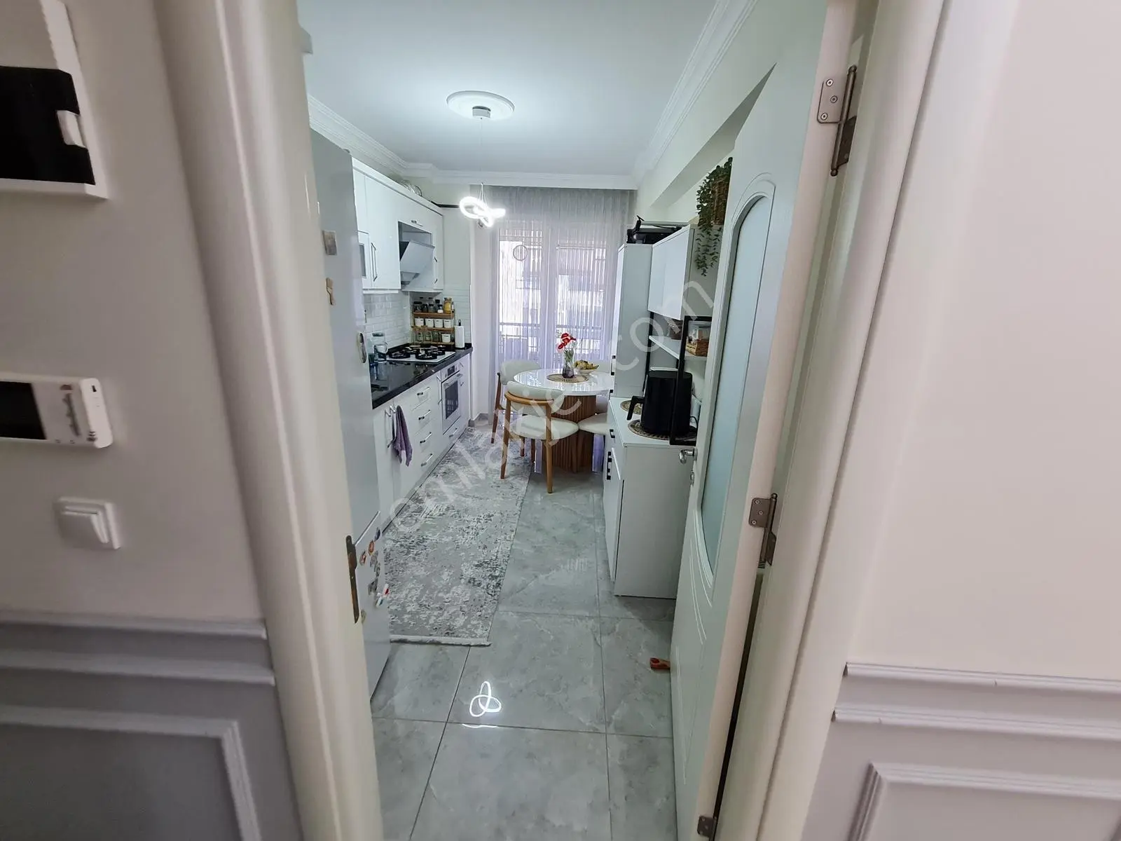 Paşakent'te 3+1 | Önü Açık, Krediye Uygun, Masrafsız Ara Kat - Görsel 4