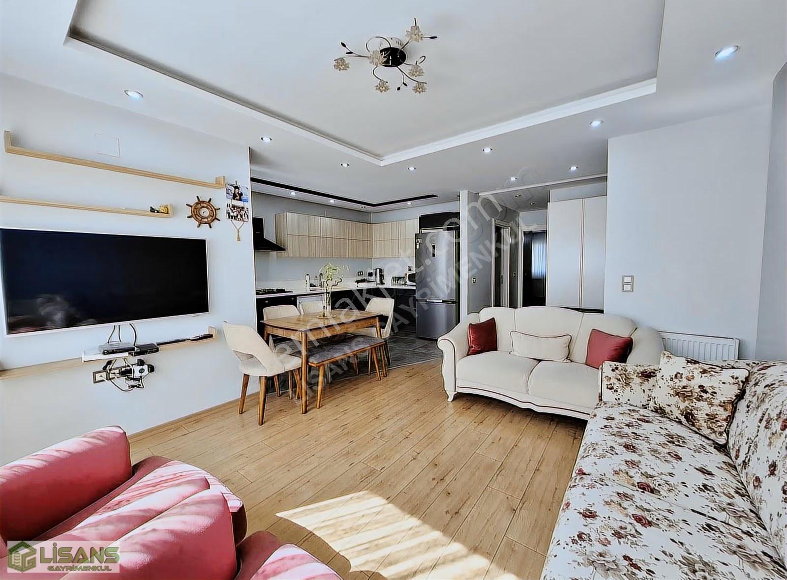 Gazipaşada Kazım Büfe Eski Stad Civarı 7 Yaşında Geniş 2+1+çb...