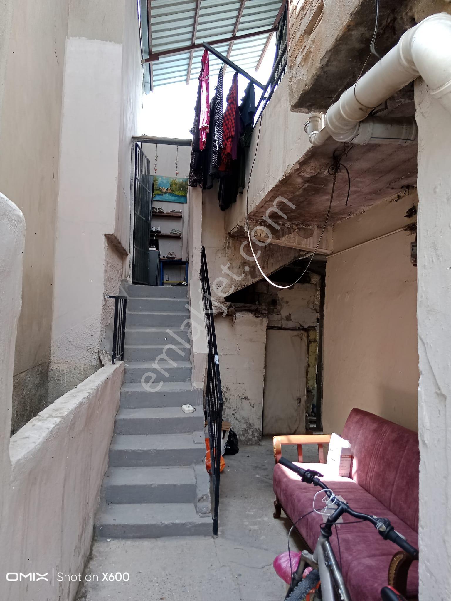 Çerçi Emlak'tan Yeşilyurt Mah. 2 Katlı Müstakil Ev - Görsel 13