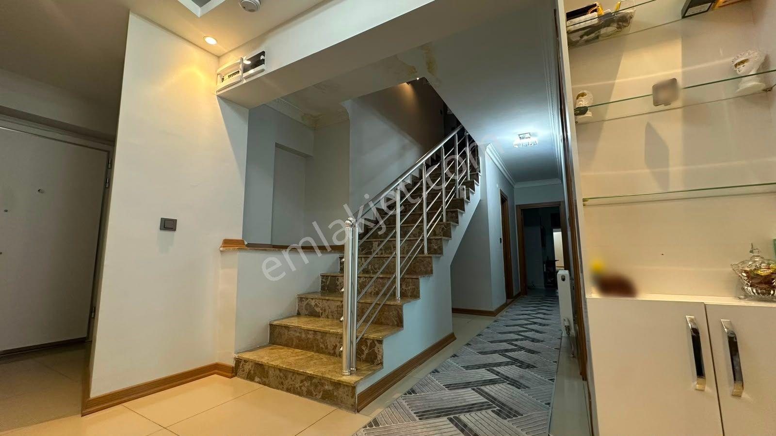 Şehitler Cd. Üzeri Sitede Lüks Donanımlı 220 M² 5+1 Dubleks - Görsel 27