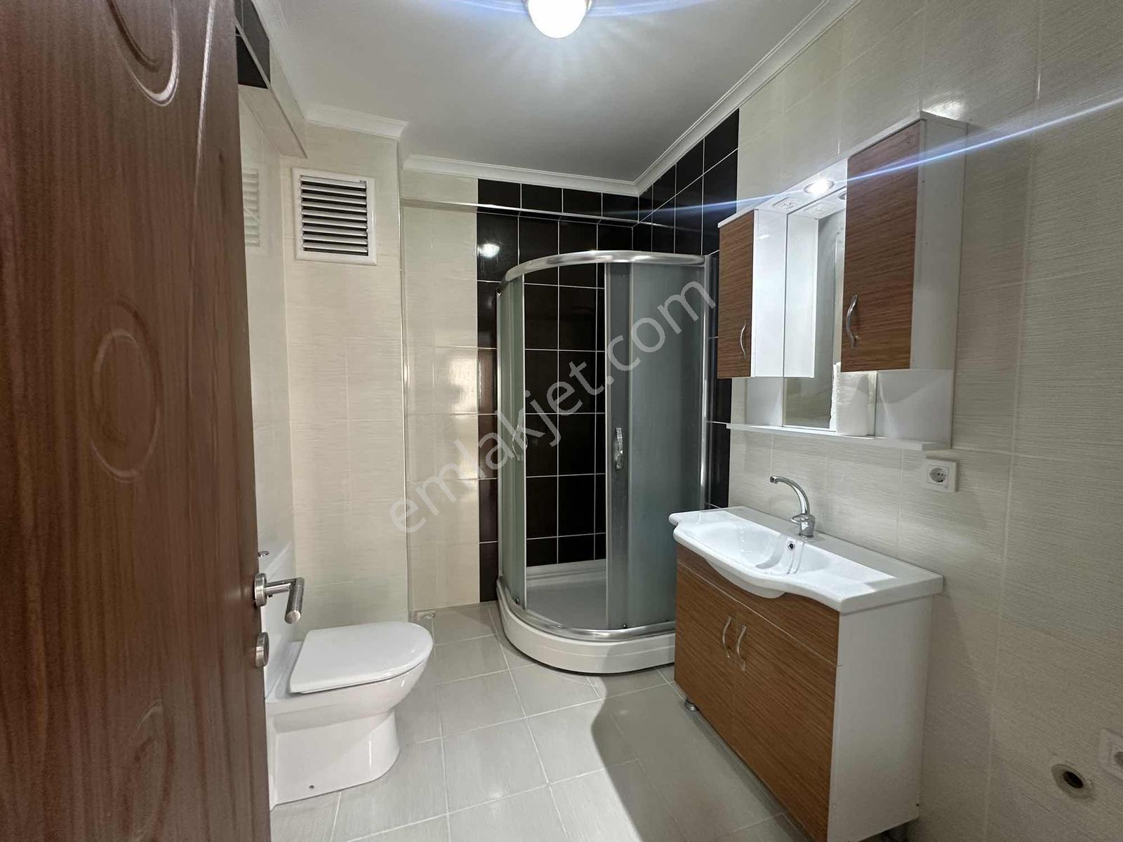 Çekmeköy Merkez Mah. Rahmi Demire Komşu 3+1 Kiralık Daire - Görsel 23