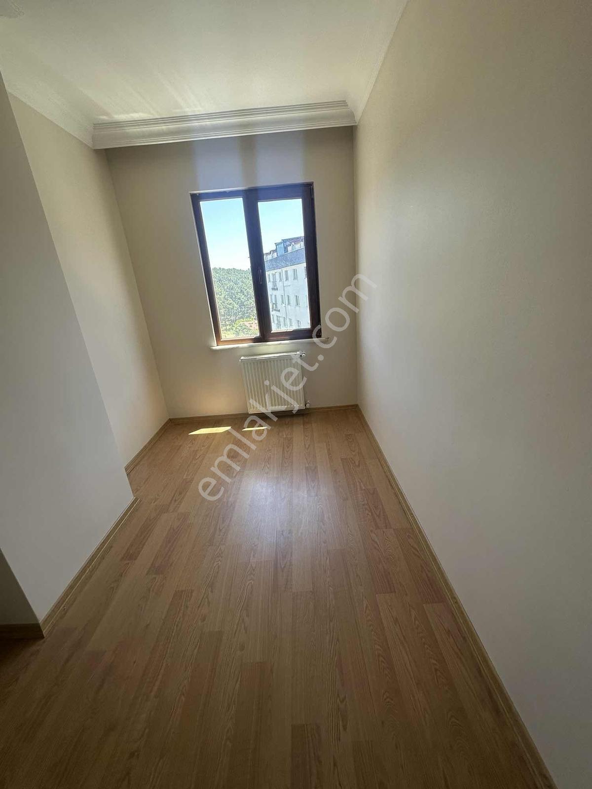 Çekmeköy Merkez Mah. Rahmi Demire Komşu 3+1 Kiralık Daire - Görsel 11