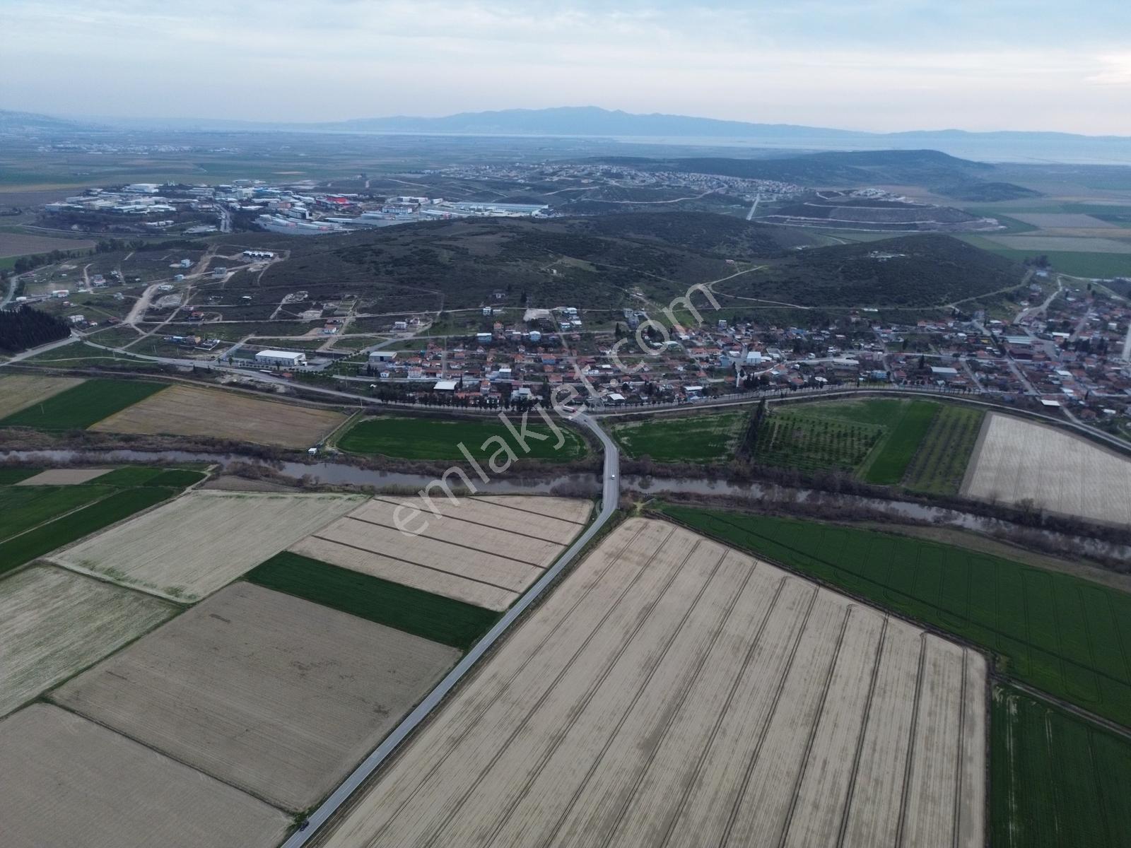 Foça'da, Çiğli-foça Yoluna Cepheli Satılık İmara Yakın 445m2 - Görsel 7