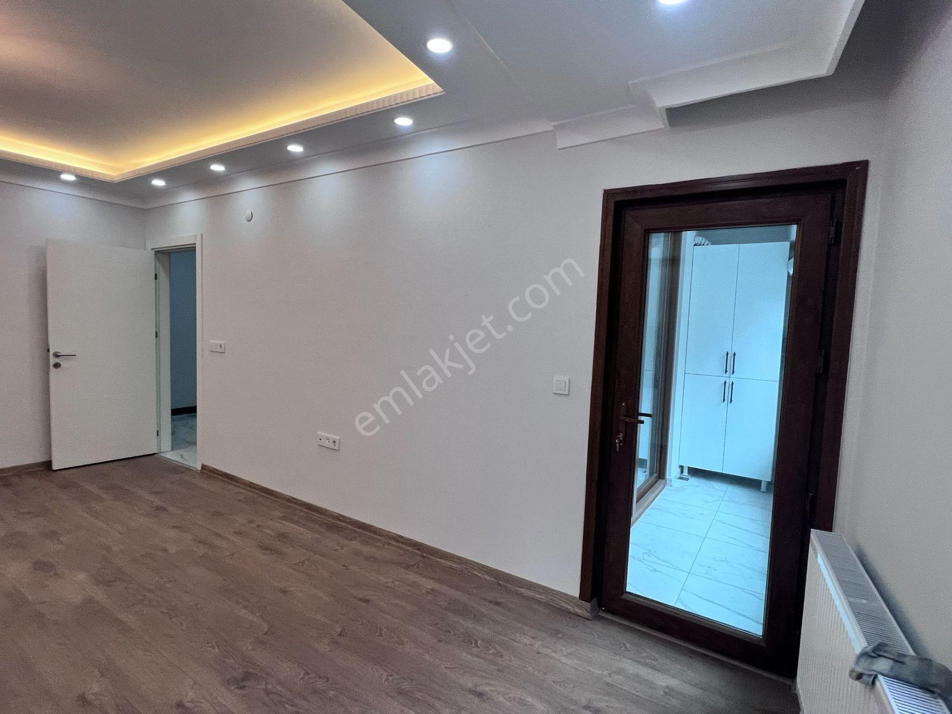 Gaziosmanpaşa Karadeniz Mahallesin'de Satılık Boş Ebeveyn Banyolu Balkonlu 2+1 Sıfır Daire - Görsel 14