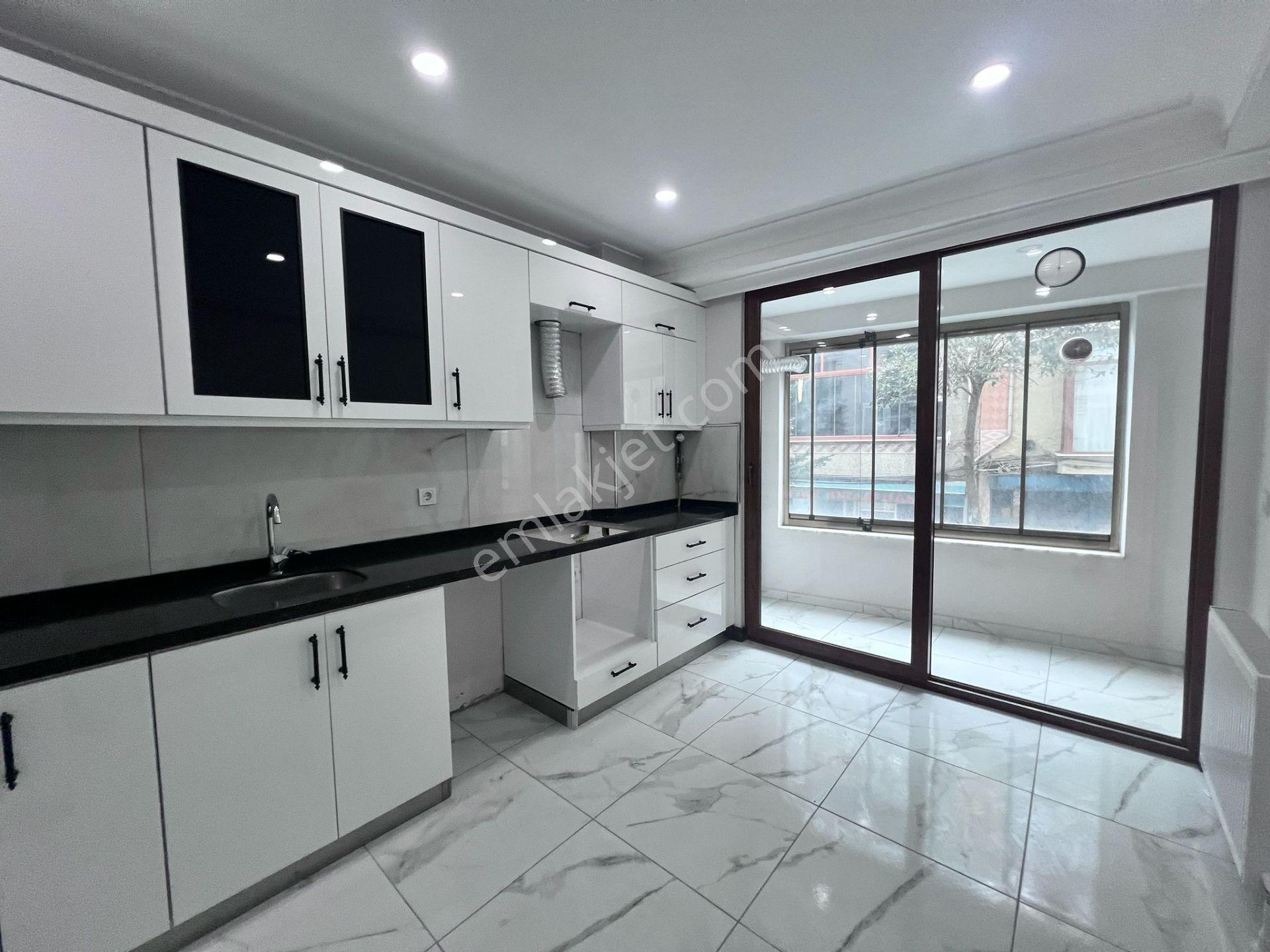 Gaziosmanpaşa Karadeniz Mahallesin'de Satılık Boş Ebeveyn Banyolu Balkonlu 2+1 Sıfır Daire - Görsel 11