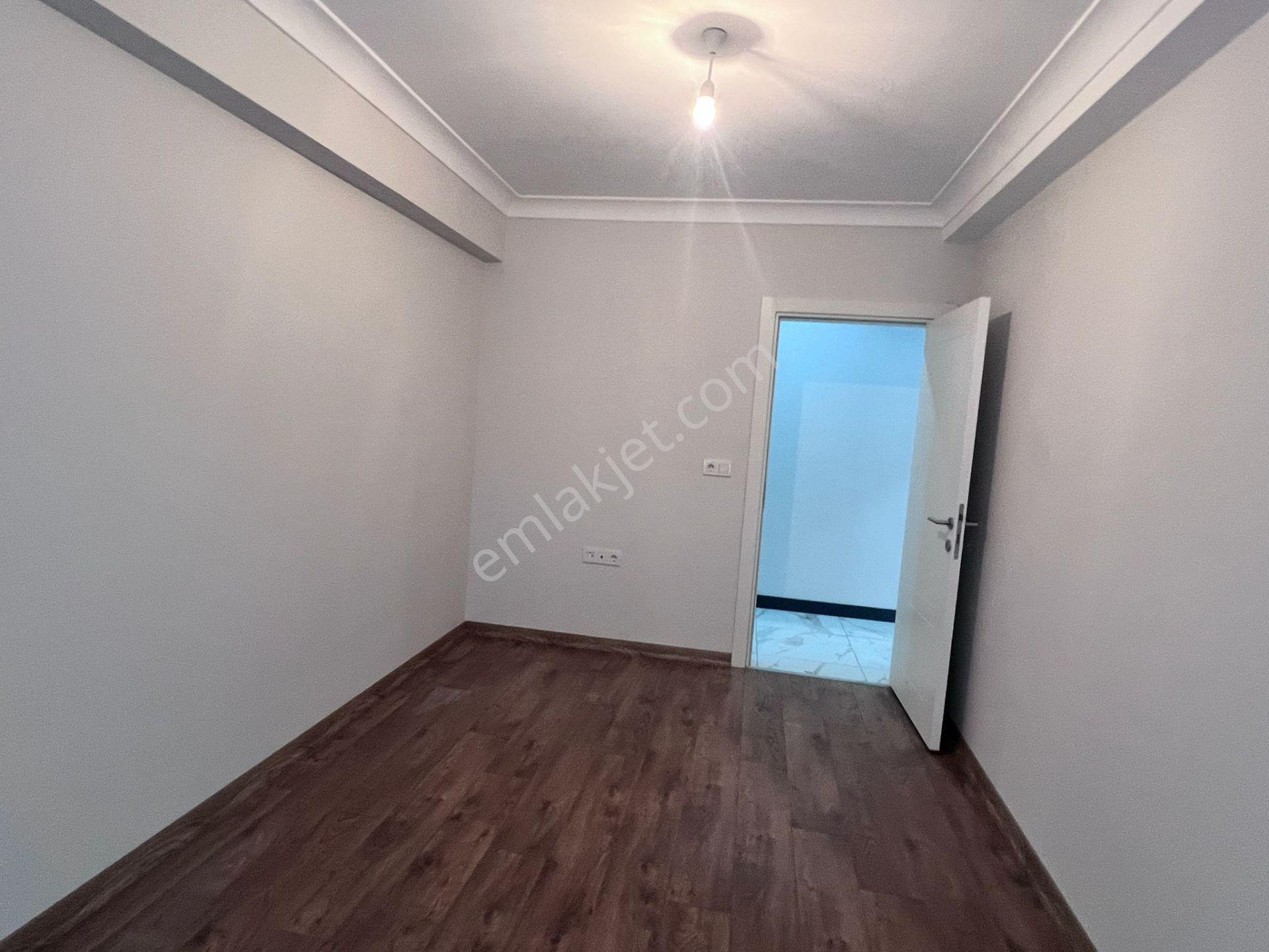 Gaziosmanpaşa Karadeniz Mahallesin'de Satılık Boş Ebeveyn Banyolu Balkonlu 2+1 Sıfır Daire - Görsel 15