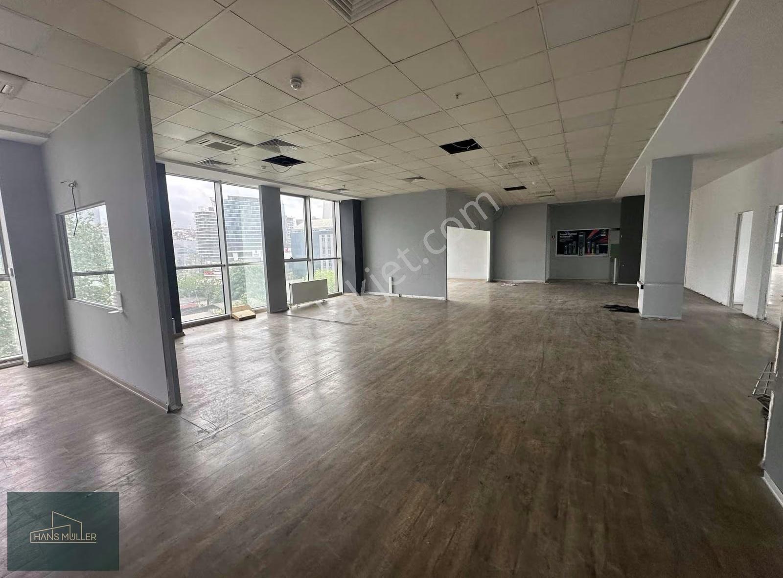 Kağıthane'de Metroya Yakın Dekorasyonlu Kiralık Ofis Katı - Görsel 17