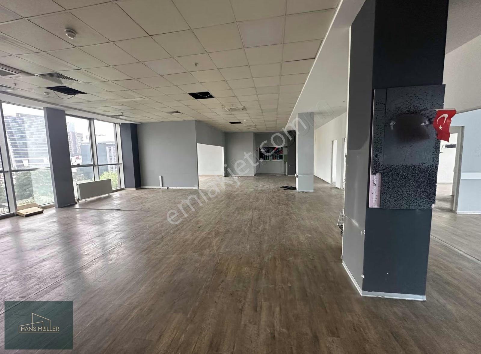 Kağıthane'de Metroya Yakın Dekorasyonlu Kiralık Ofis Katı - Görsel 22