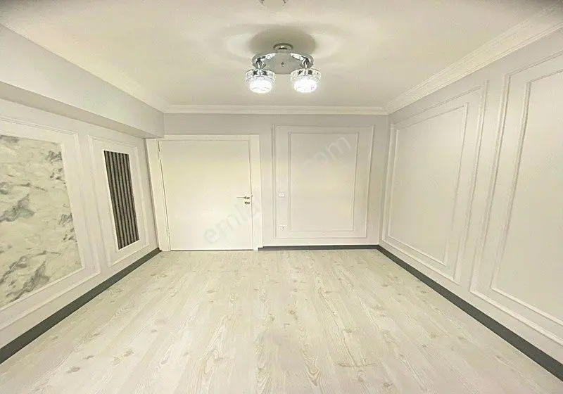Otoparklı Güvenlikli Ebeveyn Banyolu Cadde Üzeri 3+1 Daire - Görsel 4