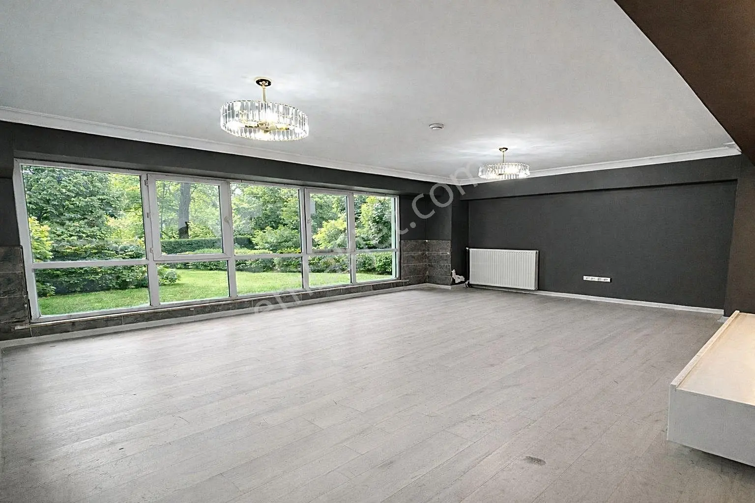 Otoparklı Güvenlikli Ebeveyn Banyolu Cadde Üzeri 3+1 Daire