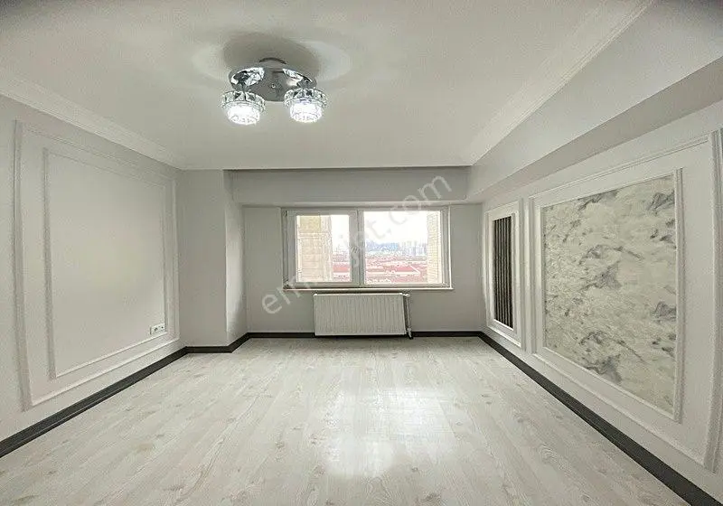 Otoparklı Güvenlikli Ebeveyn Banyolu Cadde Üzeri 3+1 Daire - Görsel 3