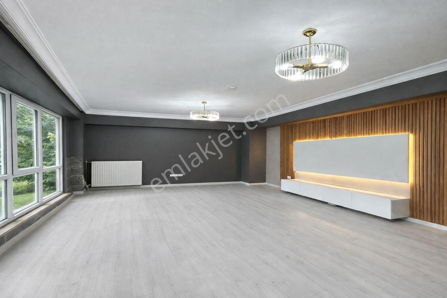 Otoparklı Güvenlikli Ebeveyn Banyolu Cadde Üzeri 3+1 Daire - Görsel 32