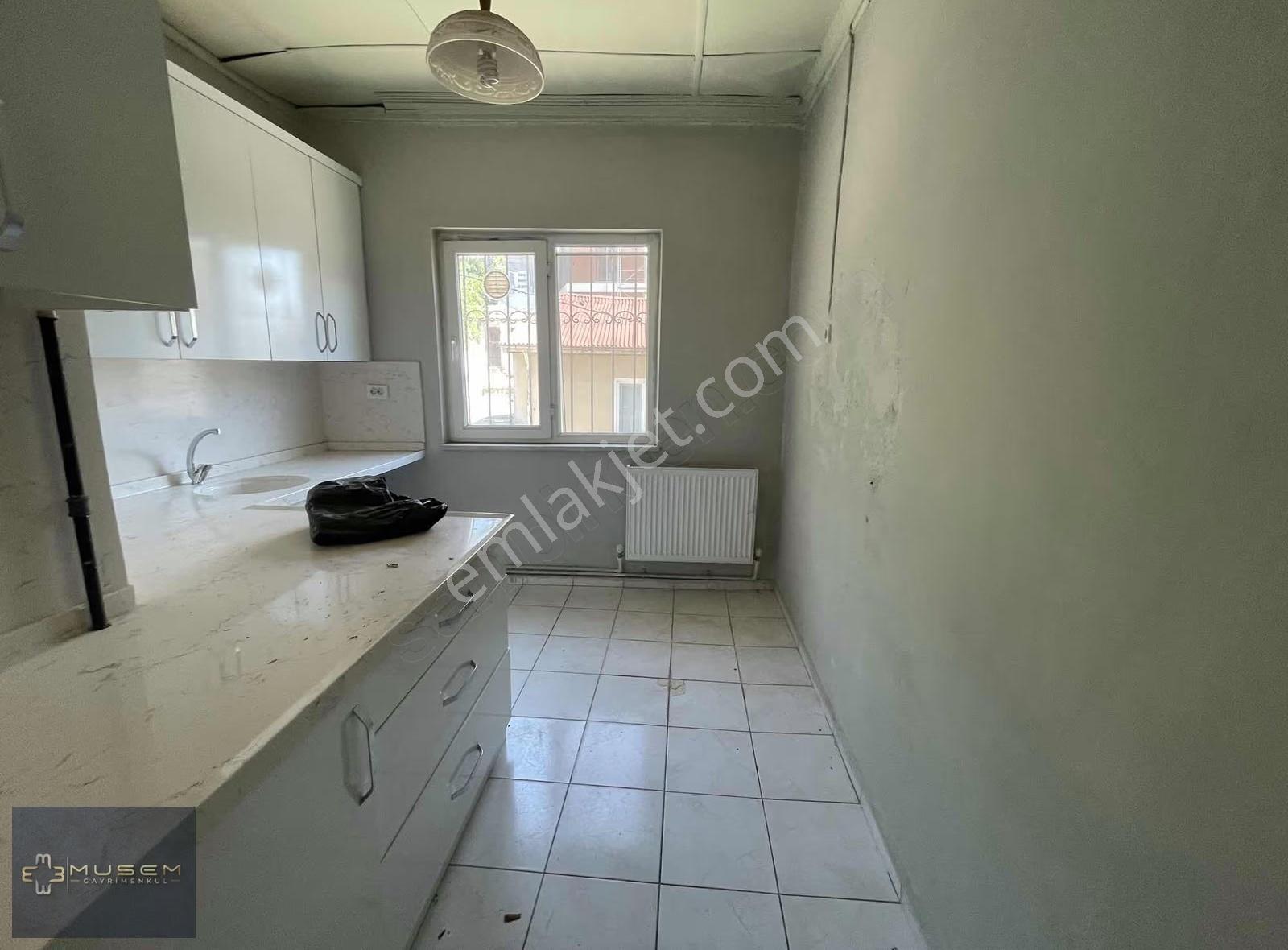 Zafer Mahallesinde Doğalgazlı Kiralık Daire - Görsel 17
