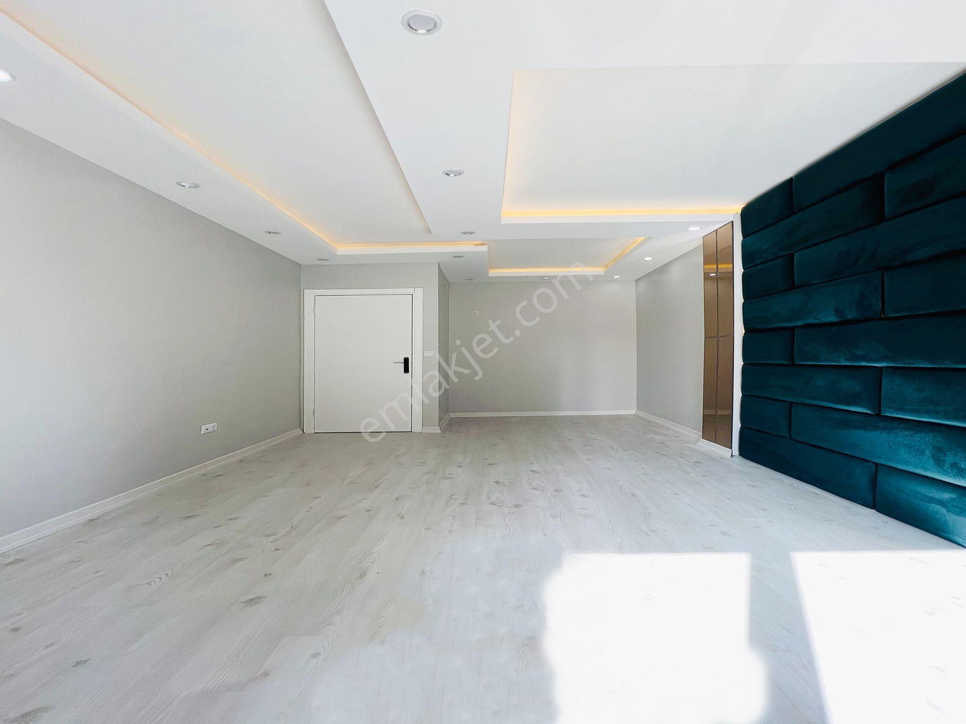 Cadde Üzeri Yatırımlık Havuzlu Güvenlikli Site İçi 1+1 - Görsel 5