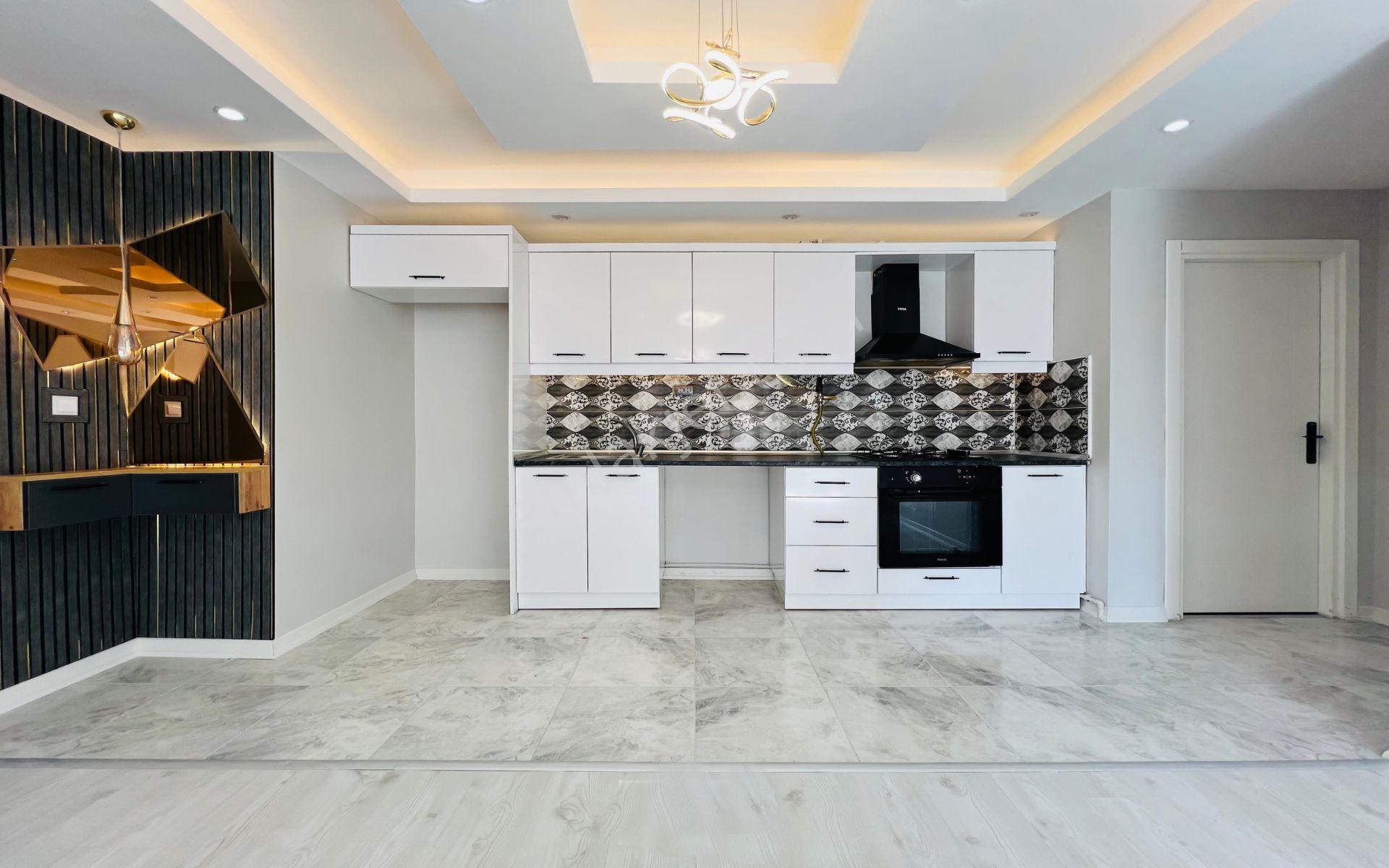 Cadde Üzeri Yatırımlık Havuzlu Güvenlikli Site İçi 1+1 - Görsel 7