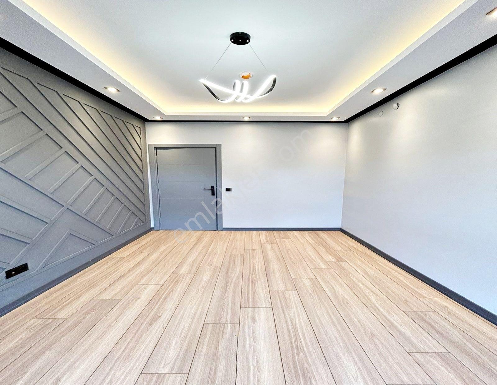 Ultra Lux Site İçinde Yüksek Kira Garantili Satılık 3+1 Balkonlu - Görsel 10