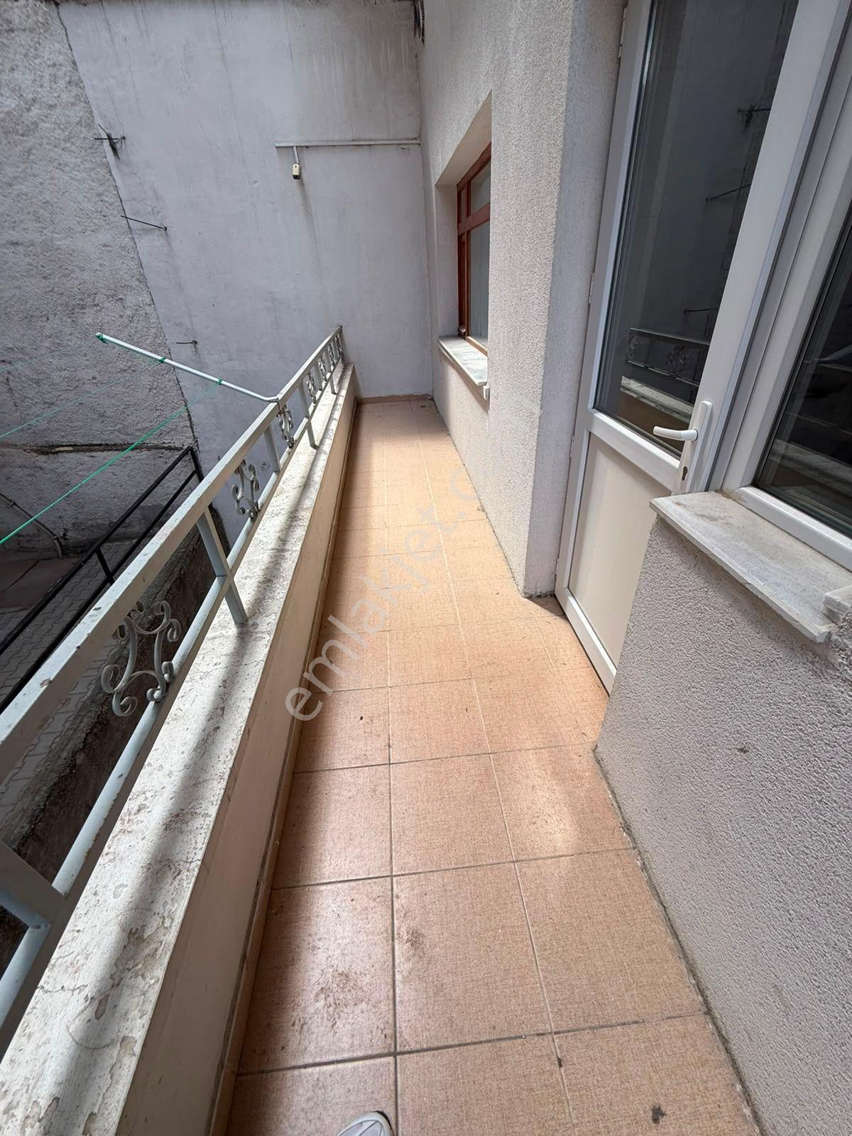 Uygun Kira Avantajıyla ! Kat Konumunda 3+1 Kiralık Daire - Görsel 14