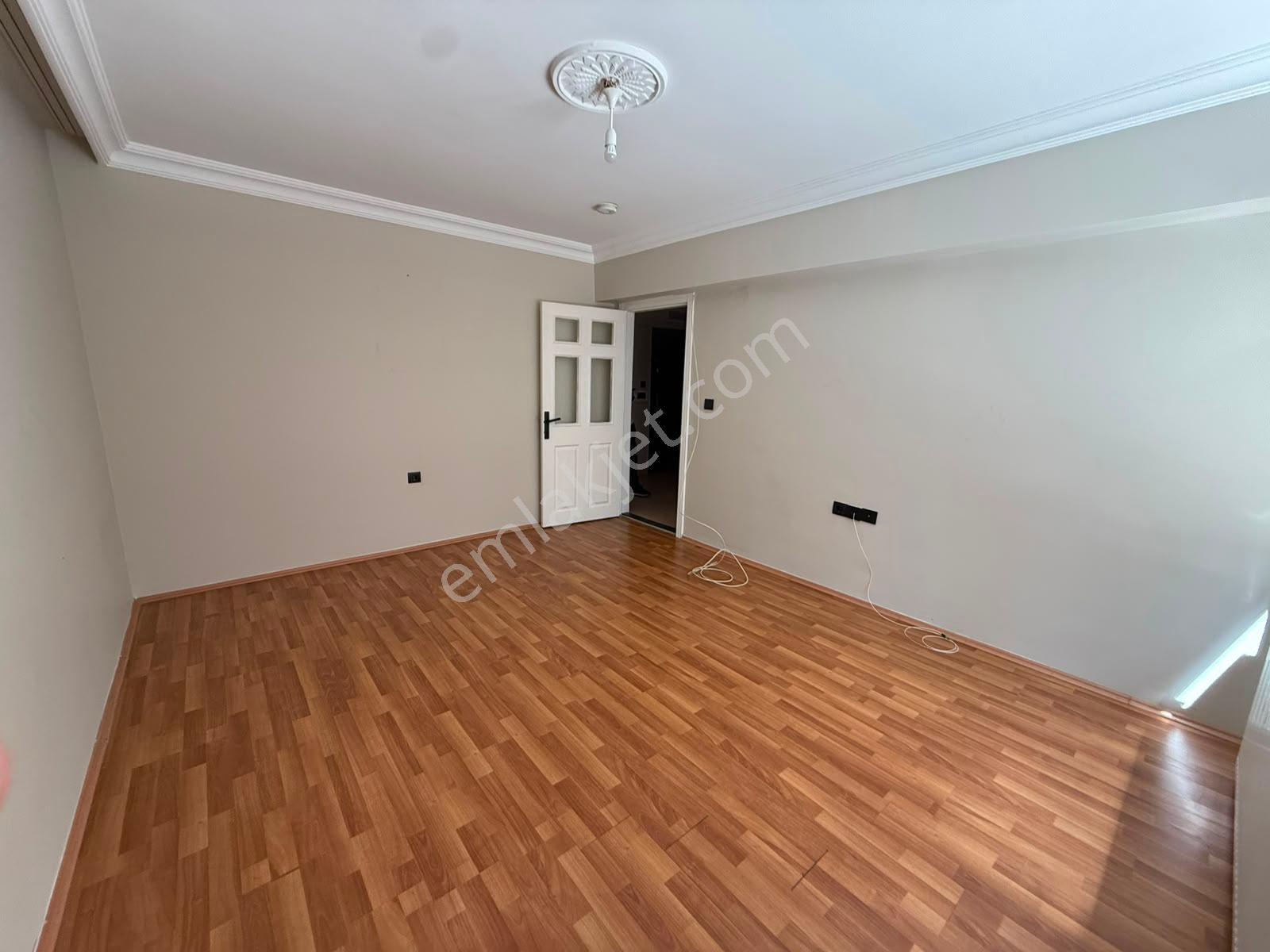 Uygun Kira Avantajıyla ! Kat Konumunda 3+1 Kiralık Daire - Görsel 23
