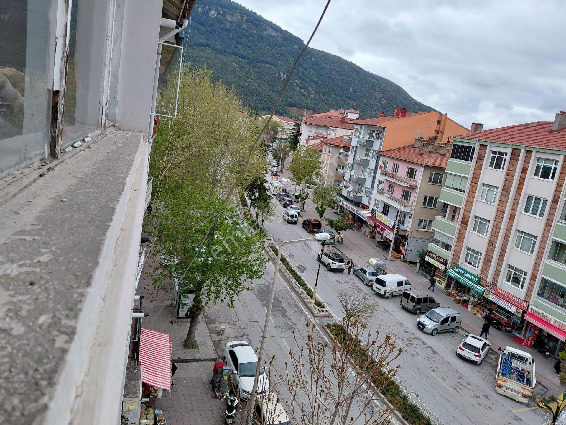 Şehrin Göbeğinde 3+1 Kiralık Daire - Görsel 13