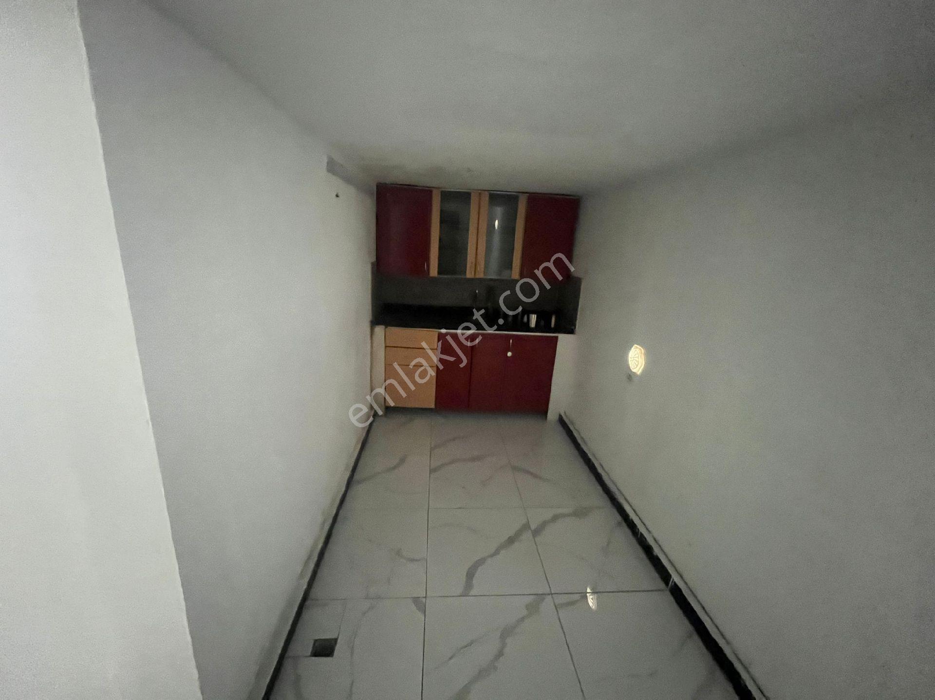 Rise Emlâk Tan Satılık 180 M2 Düz Giriş Depolu Dükkan - Görsel 24