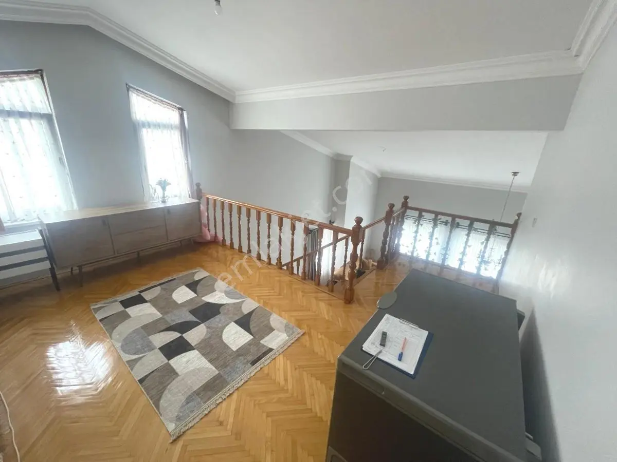 Emek 25. Cadde Ana Caddeye 1. Bina 3+1 Açık Otoparklı 100m2 Kom - Görsel 4