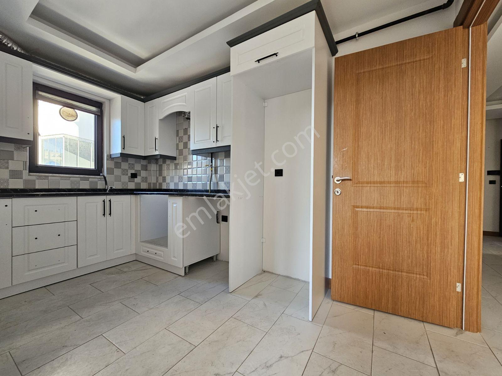 İlkadım Derecik'in En Nezih Lokasyonun Da 120m² Net Satılık 3+1 - Görsel 23
