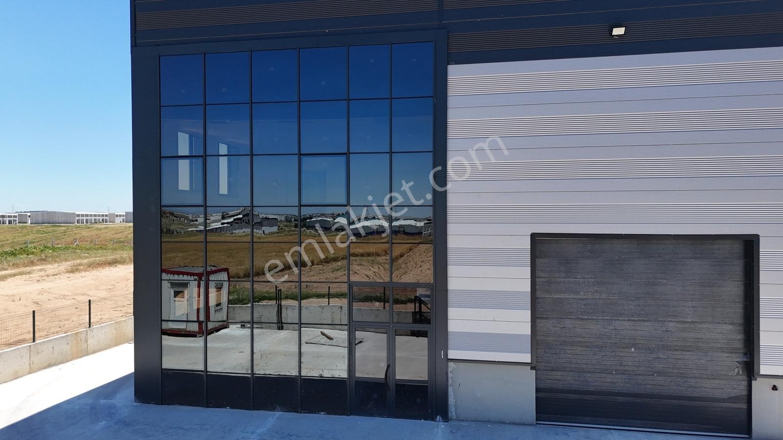 Ergene Velimeşe'de Kapalı 1250 M2 Kiralık Fabrika Ve İmalathane