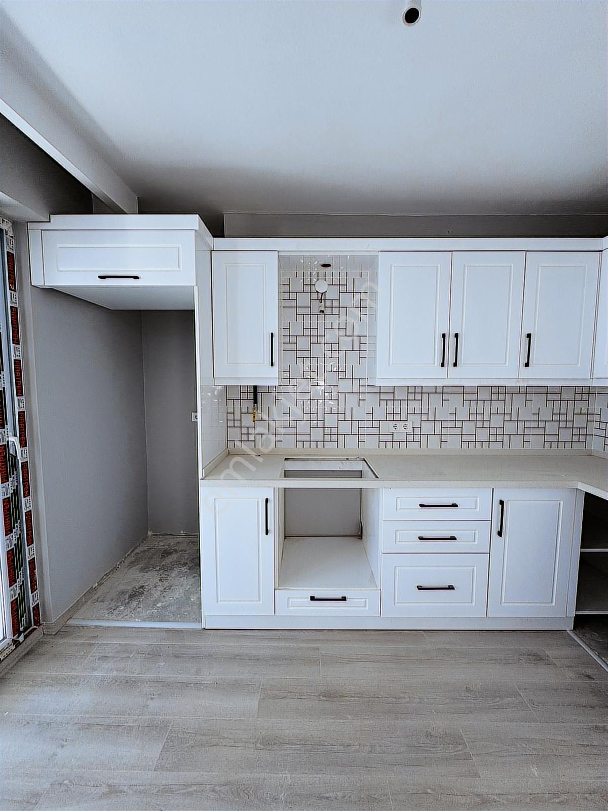 Bulvar Teras Evleri 3+1 140 M2 Geniş Balkonlu Kiralık Daire - Görsel 4