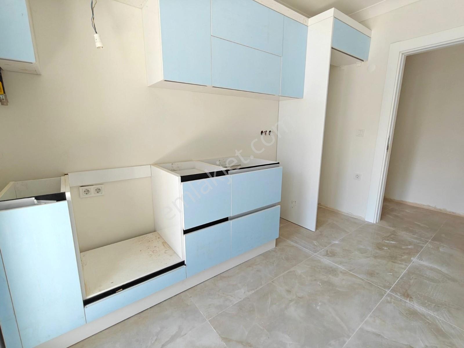 Yatırım'dan Pendik Sahil'de Marmaraya Yakın Ara Kat Geniş 2+1 - Görsel 14