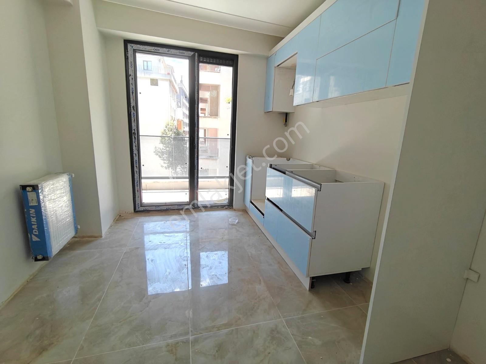 Yatırım'dan Pendik Sahil'de Marmaraya Yakın Ara Kat Geniş 2+1 - Görsel 10