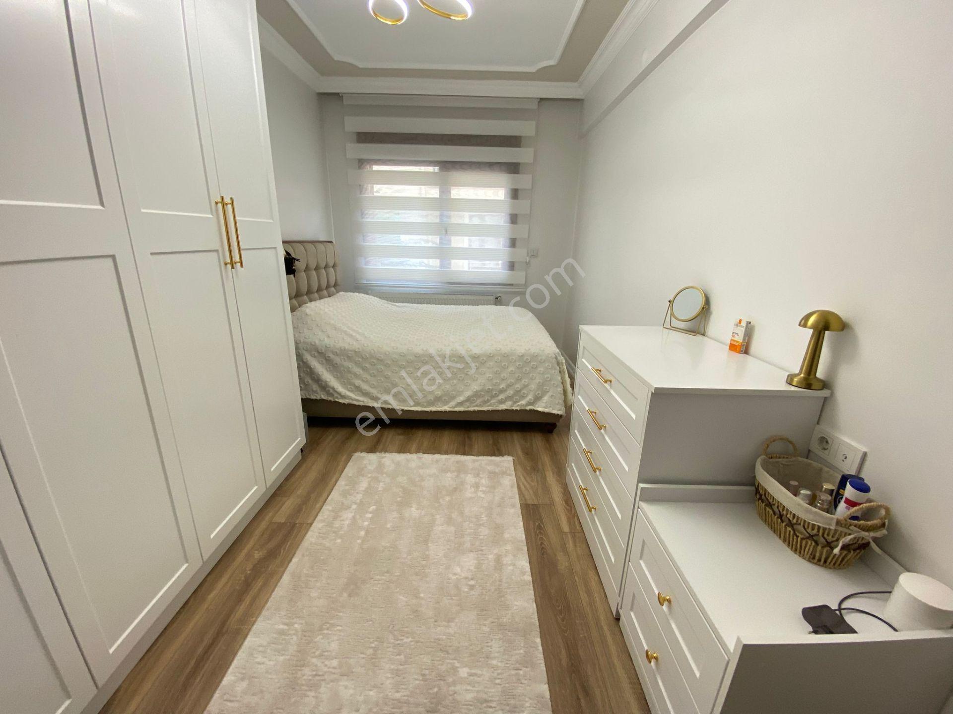 Acill Buca Şirinyer Merkez Yakını Hürriyet Mah.de 2+1 85m2 Dgazlı Ayrı Mutfak Satılık Daire - Görsel 14