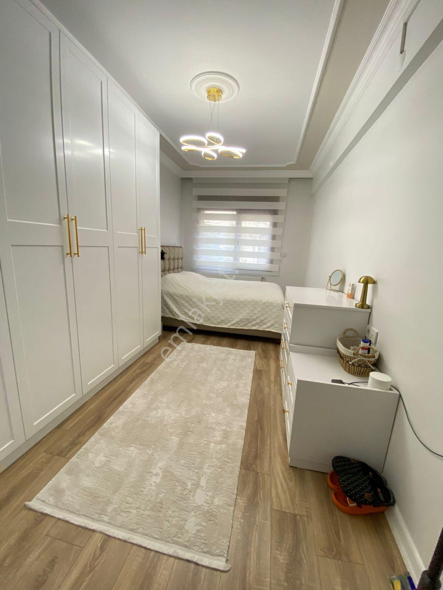 Acill Buca Şirinyer Merkez Yakını Hürriyet Mah.de 2+1 85m2 Dgazlı Ayrı Mutfak Satılık Daire - Görsel 12