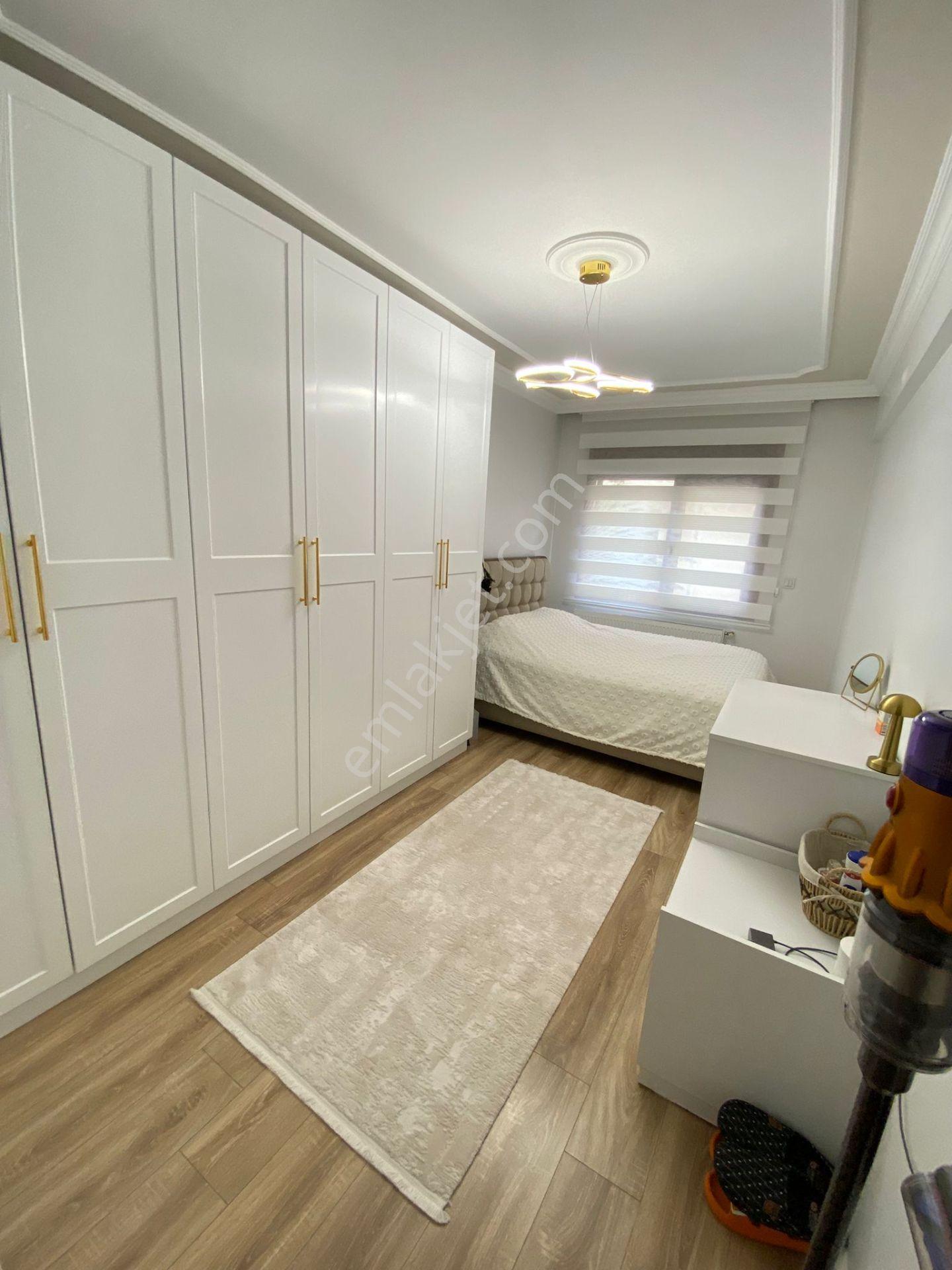 Acill Buca Şirinyer Merkez Yakını Hürriyet Mah.de 2+1 85m2 Dgazlı Ayrı Mutfak Satılık Daire - Görsel 10