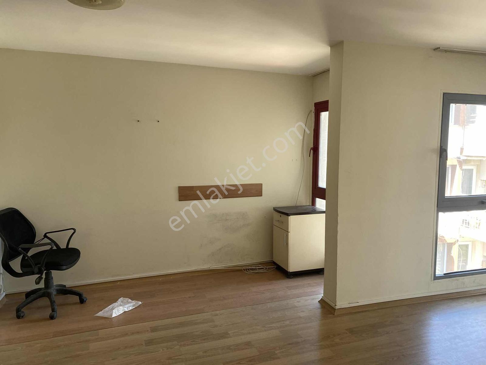 İzmir Konak Alsancak Kiralık Ofis - Görsel 13