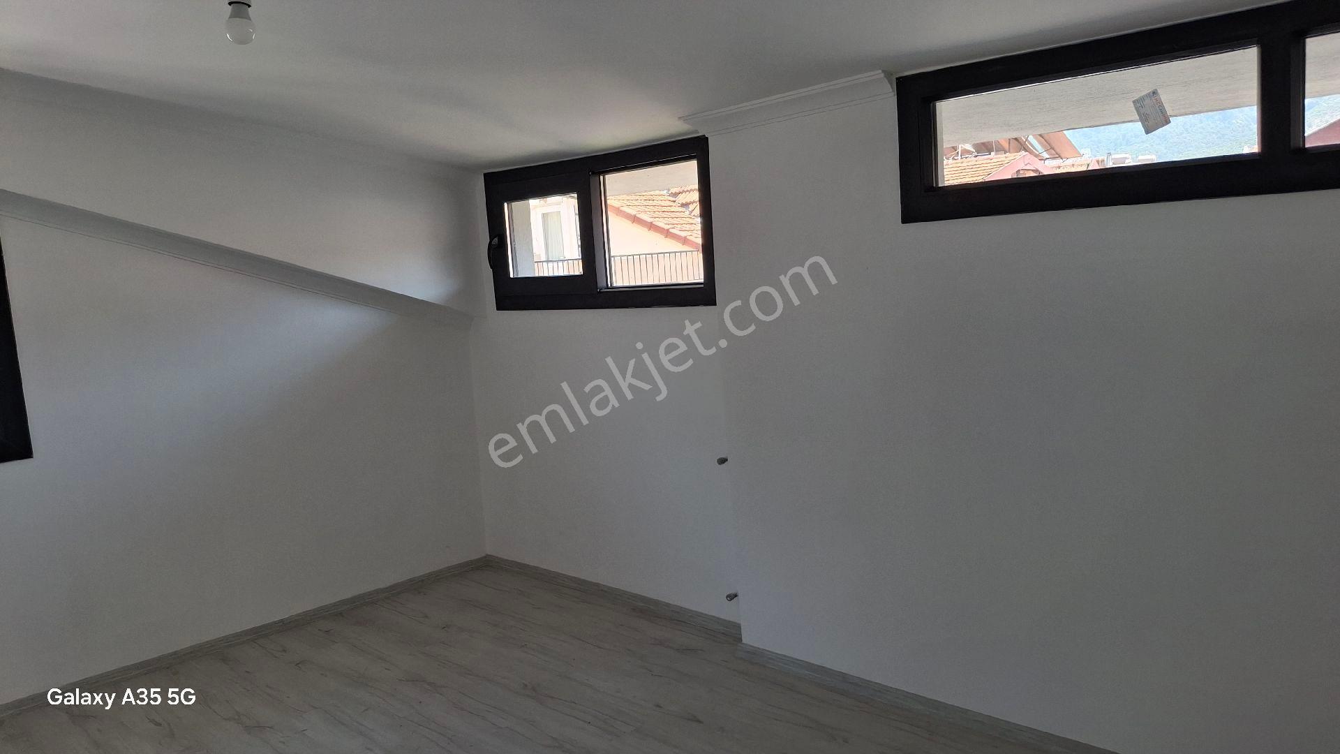 Girne Koleji Yanı 3+1 Çatıdublexsıfır Dai - Görsel 17