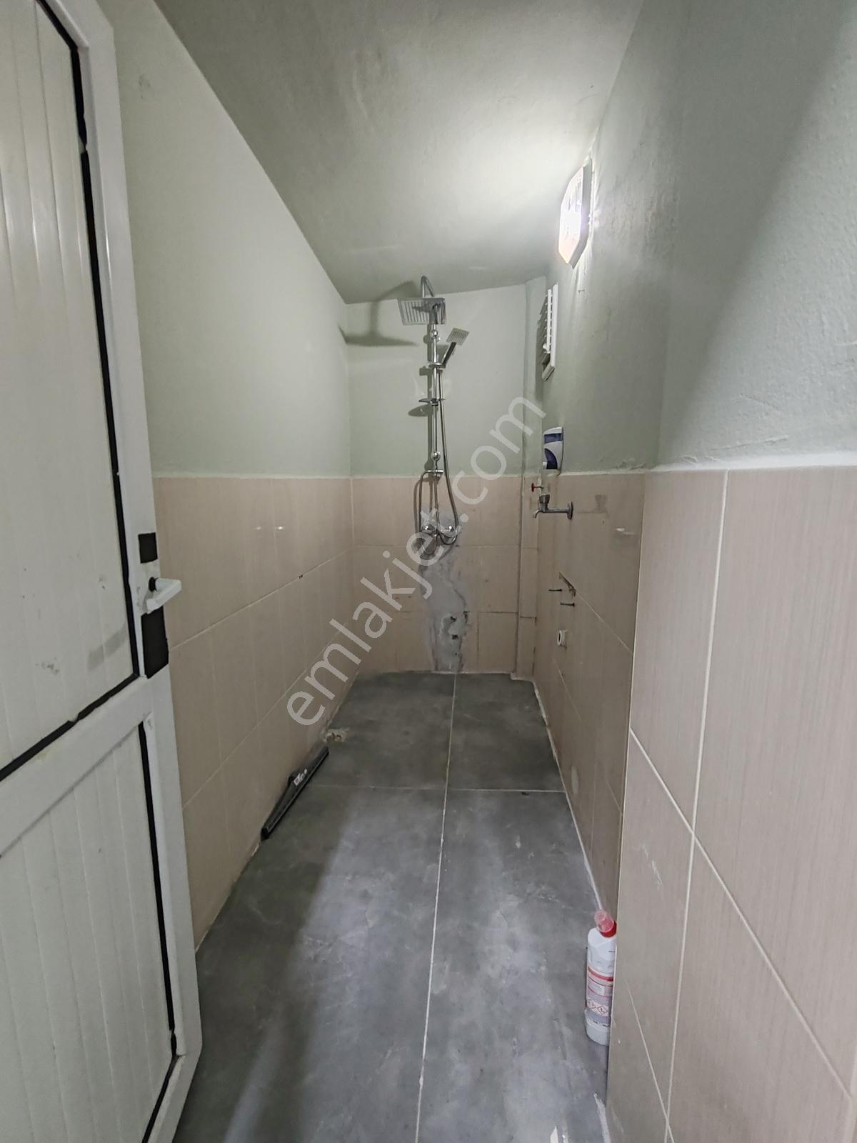 Yalı Mh.'de Bilinen Lokasyonda Devren Kiralık Erkek Kuaförü - Görsel 16