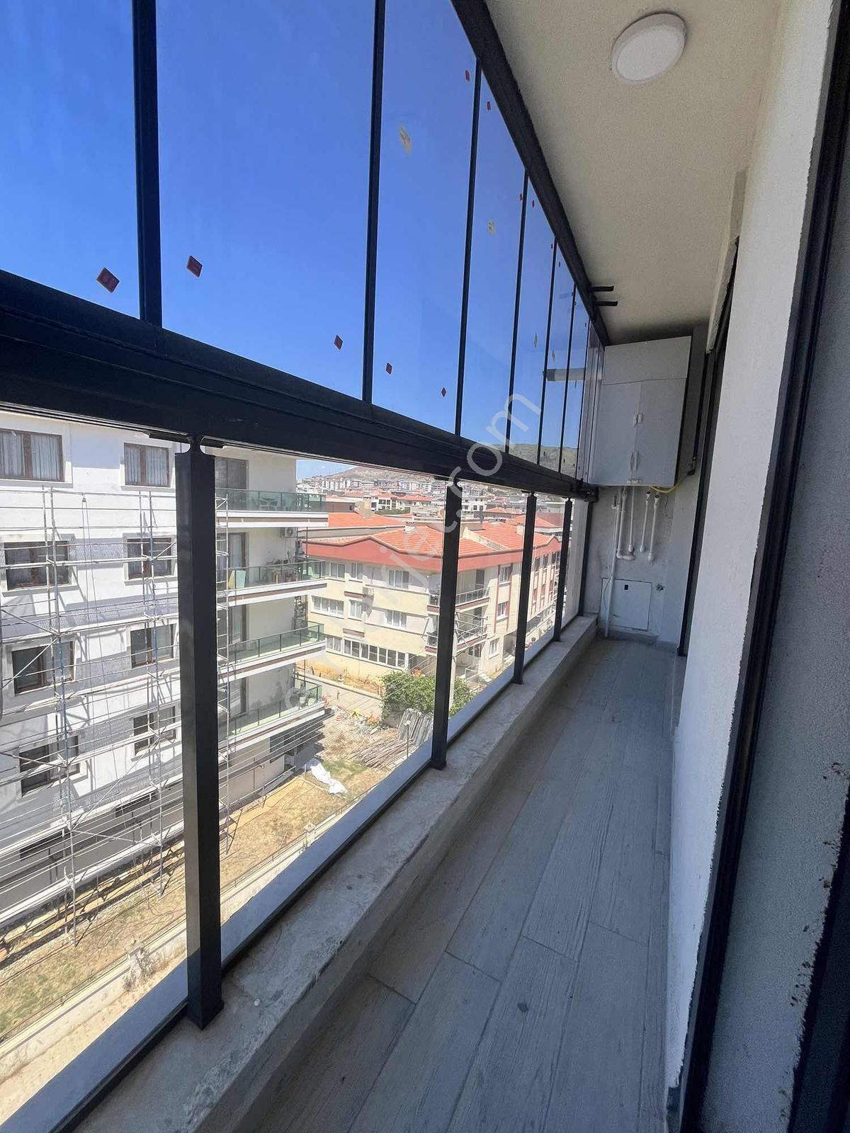 Güzelbahçe Yelki'de Kiralık 1+1,5 Daire - Görsel 12