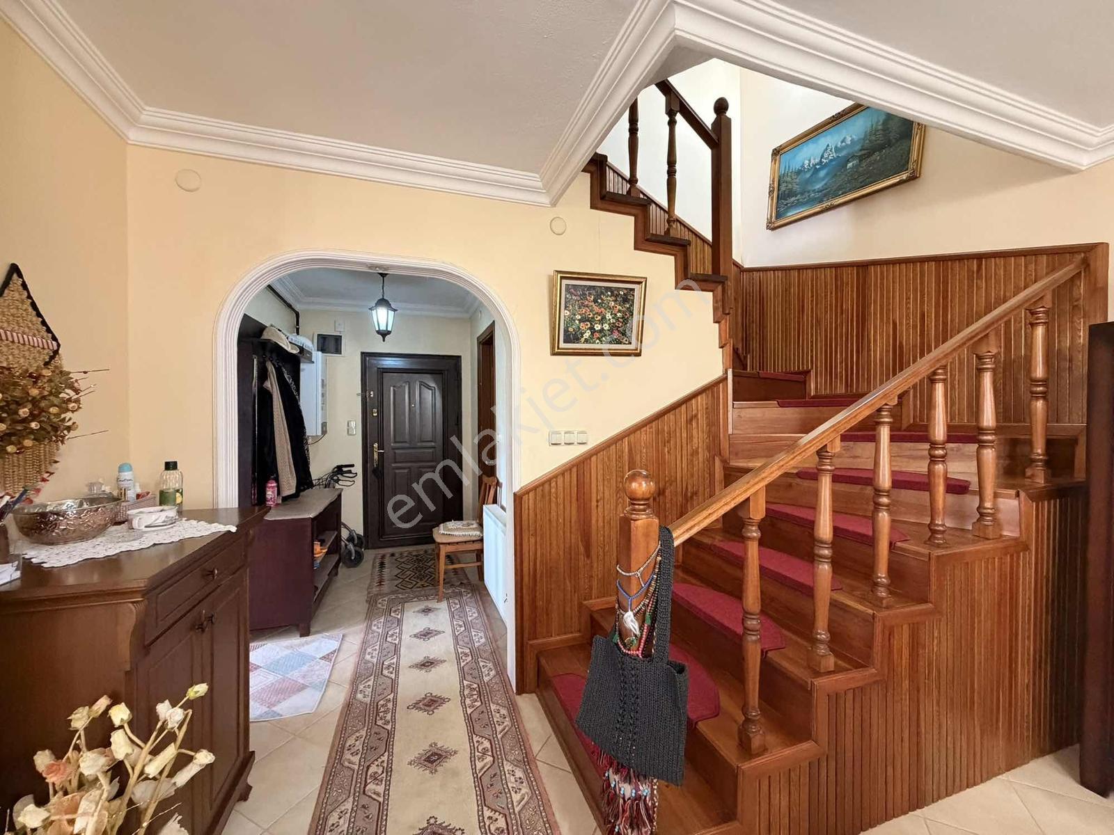 Onmax İskele'de Satılık 4+2 225 M2 Tripleks Doğalgazlı Villa - Görsel 30