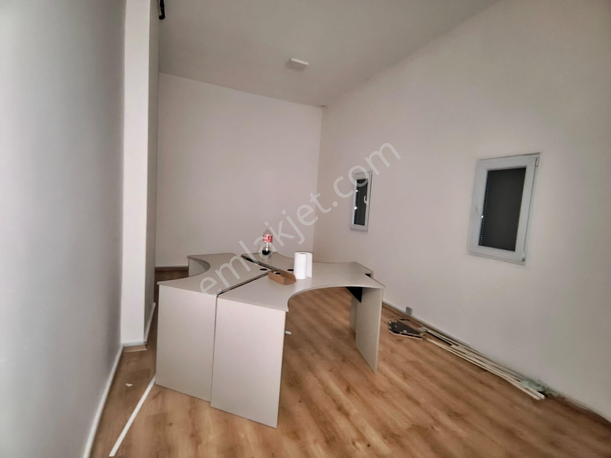 Gençbayraktar'dan İzmir Yoluna Cephe Kiralık Ofis - Görsel 28
